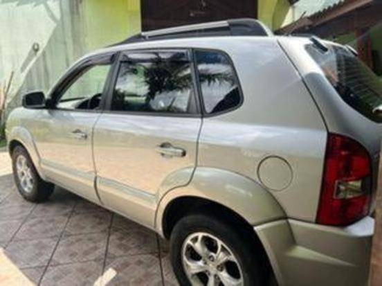 HYUNDAI TUCSON 2.0 MPFI GLS 16V 143CV 2WD GASOLINA 4P AUTOMÁTICO HYUNDAI TUCSON 2.0 MPFI GLS 16V 143CV 2WD GASOLINA 4P AUTOMÁTICO